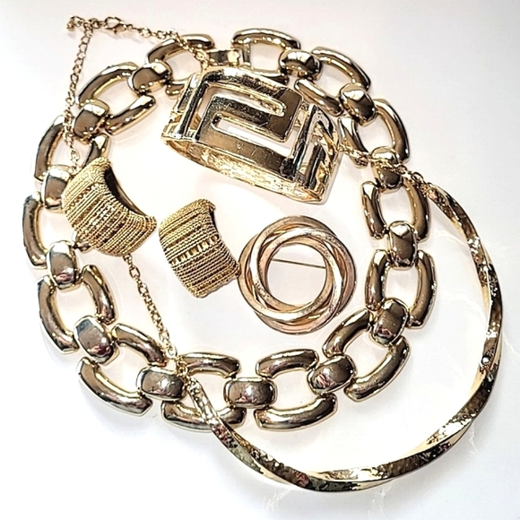 Marvella Jewelry - BOLD GOLD BLING NECKLACES, BRACELET JEWELRY LOT - FIVE ITEMS